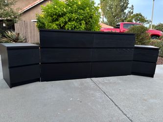Black 10 Drawer Modern Dresser Chest of Drawers and Nightstand Furniture Set Great Condition