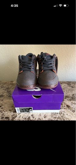 Nike SB Krampus