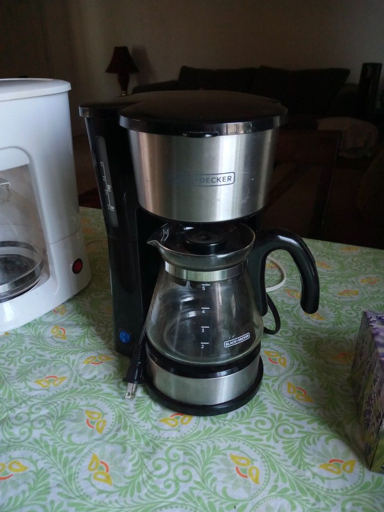 Two Coffee Pots Works Good 1 Pressure Pot All For $15