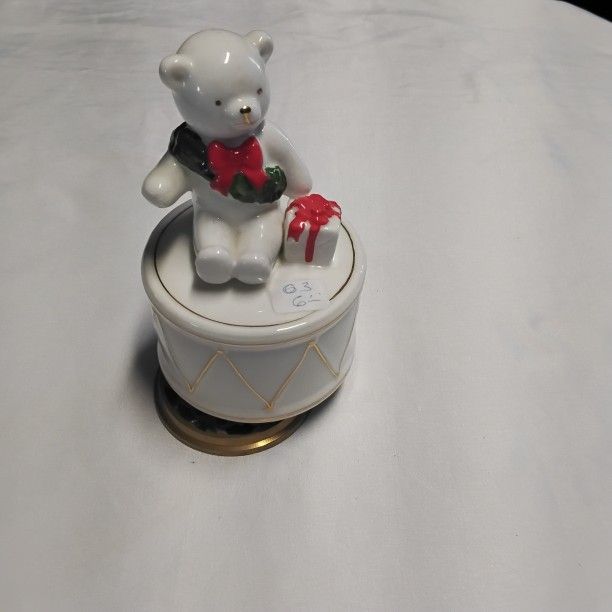 Music Box  Bear#3