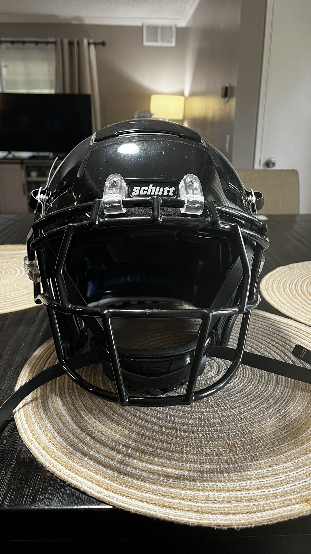 F7 2.0 BRAND NEW (CUSTOM FACEMASK)