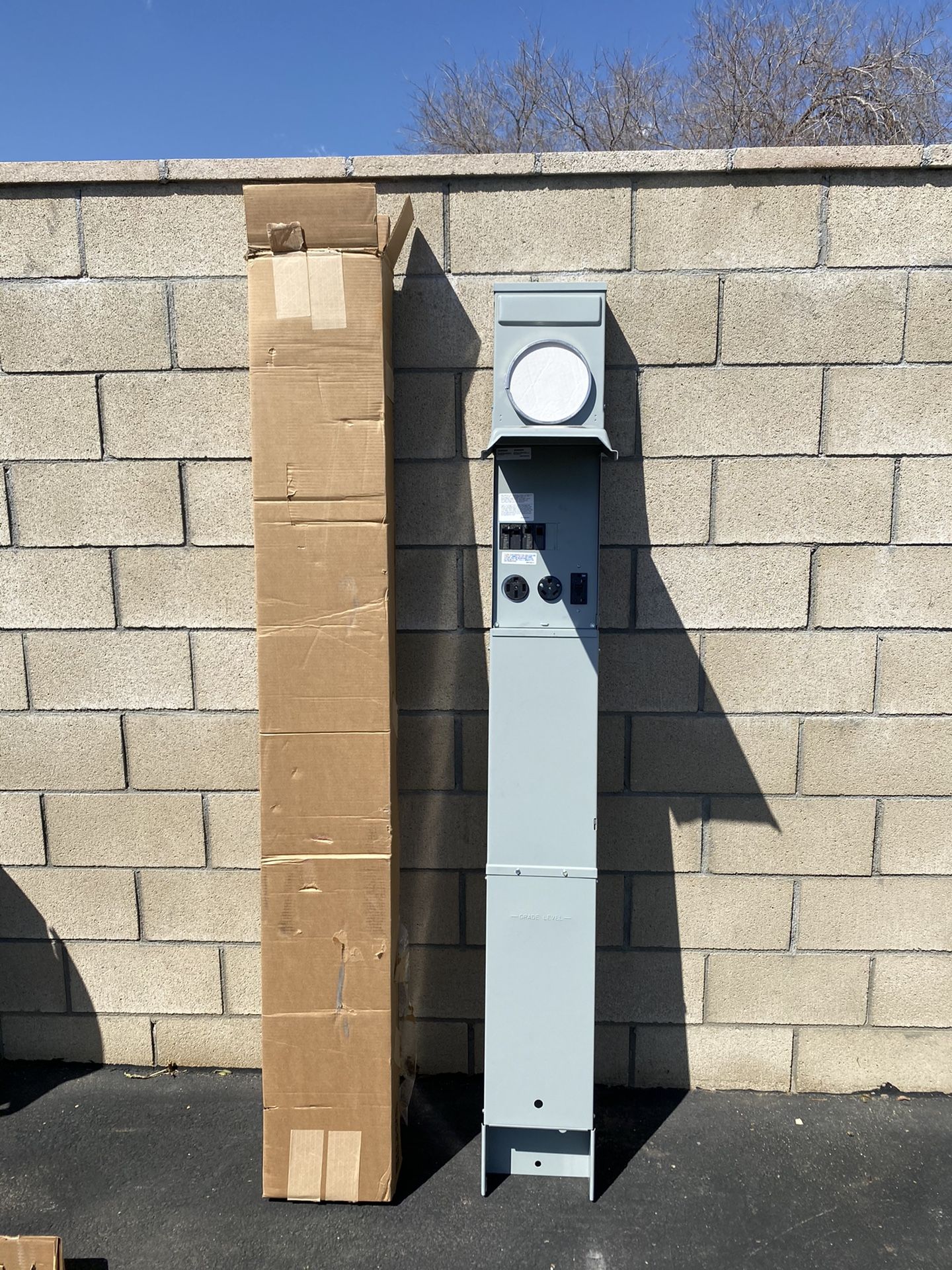 GE Metered RV Earth Burial Pedestal with 50 Amp and 30 Amp RV Receptacles and 20 Amp GFCI Receptacle