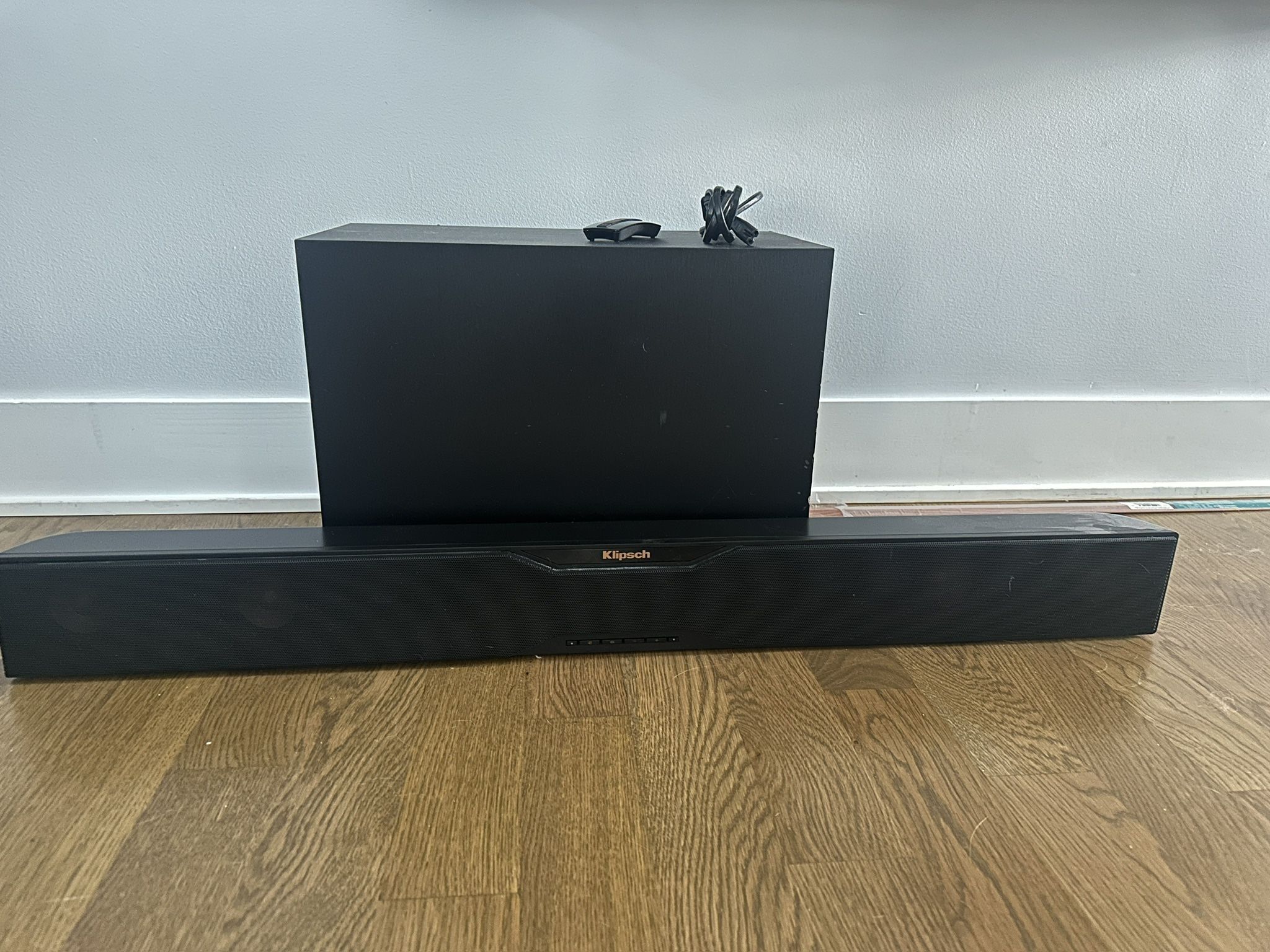 Klipsch R-20B Sound Bar & Sub