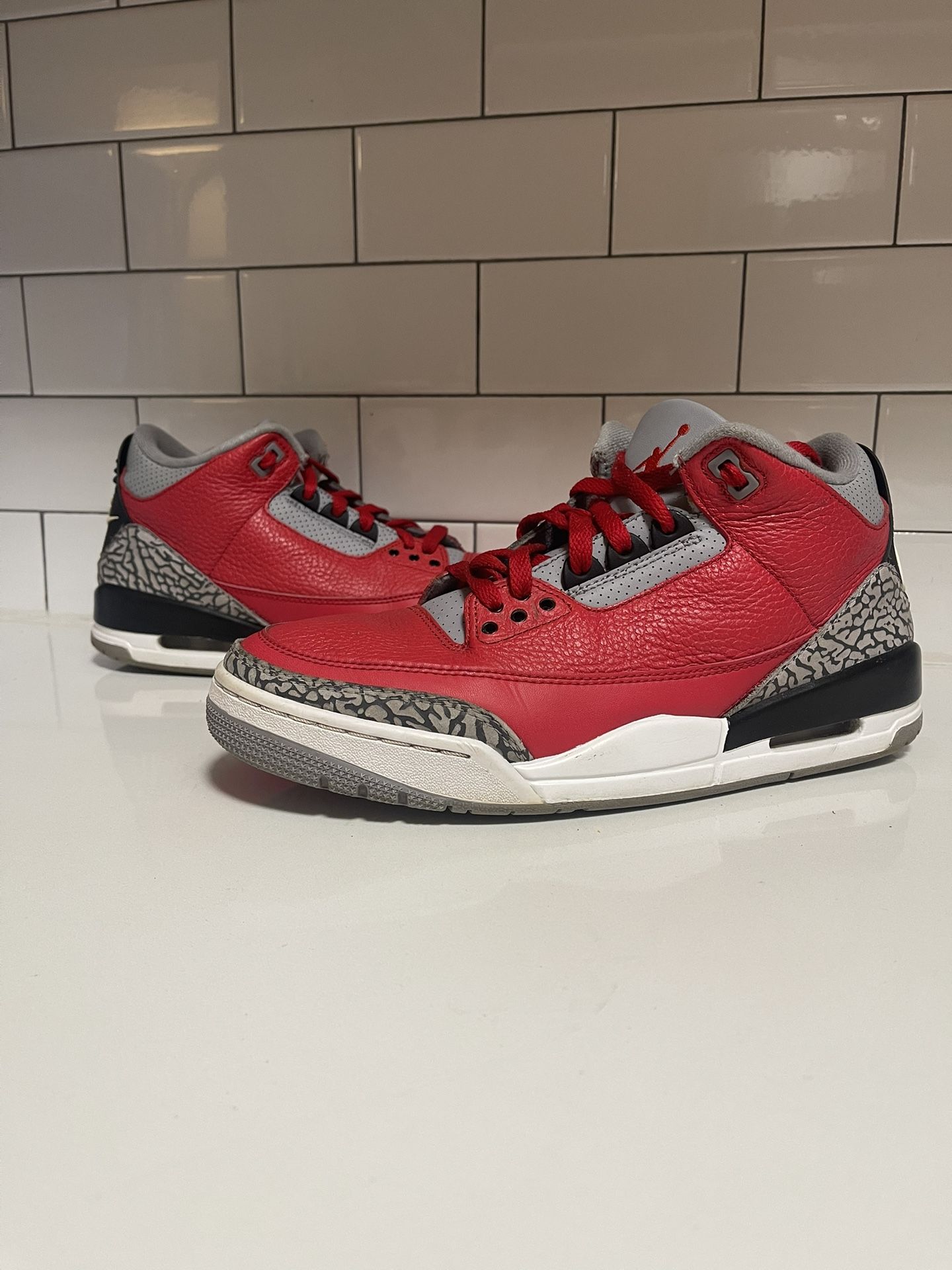 Nike Air Jordan 3 Retro “Red Cement” 2020 (CK5692-600) – Men’s Size 9.5