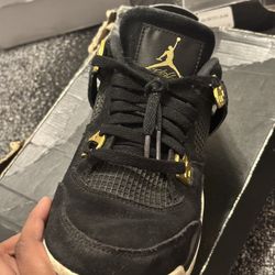 Jordan 4s