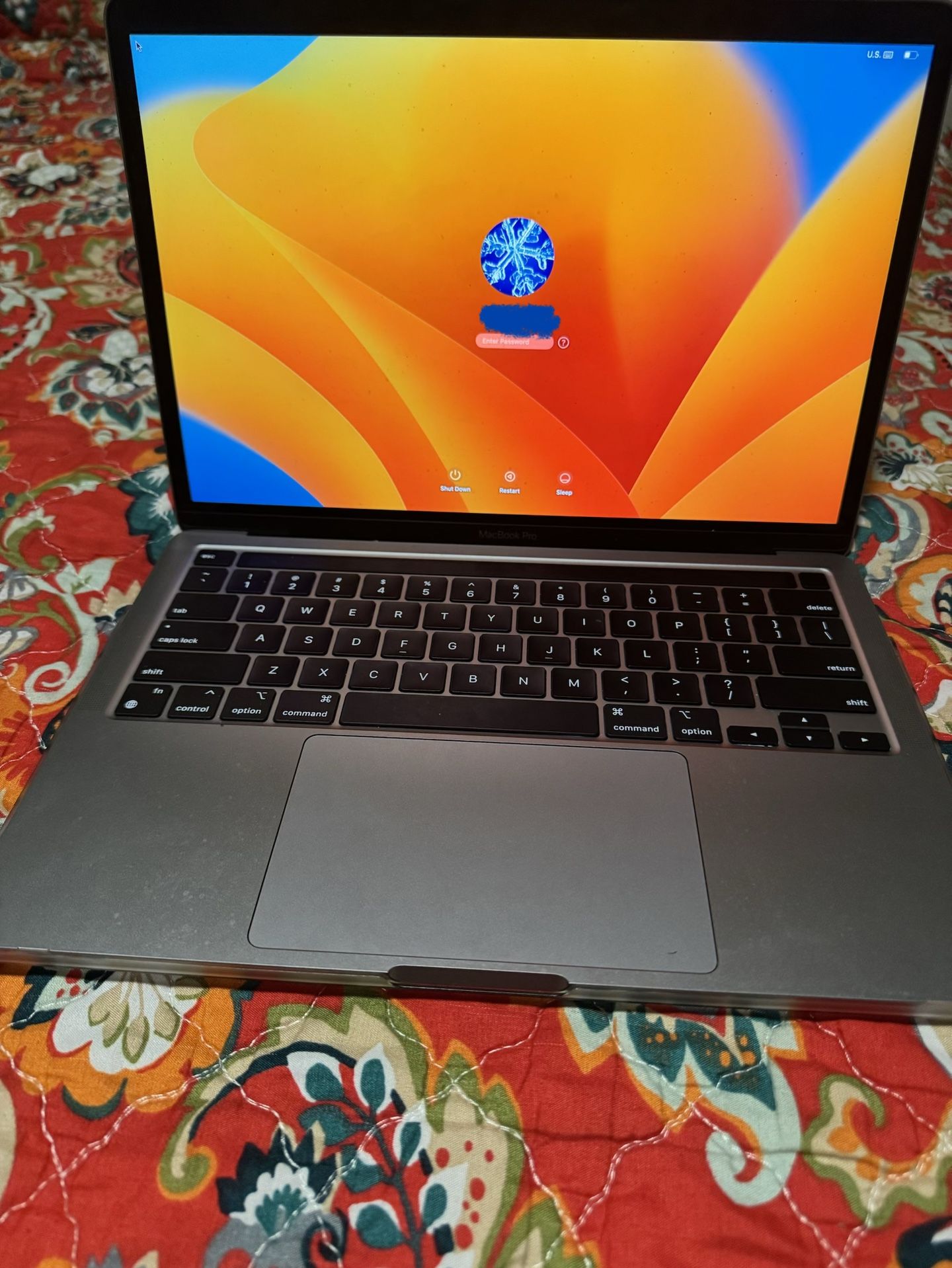 MacBook Pro 13.3" Laptop - Apple M1 chip - 8GB Memory - 256GB