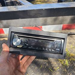 Pioneer Radio