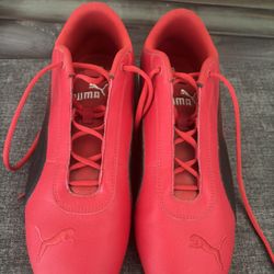 PUMA R-Cat Ferrari Rosso Corsa Red Black Men's 11 Motorsport Inspired Sneakers. 