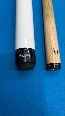 White pool stick