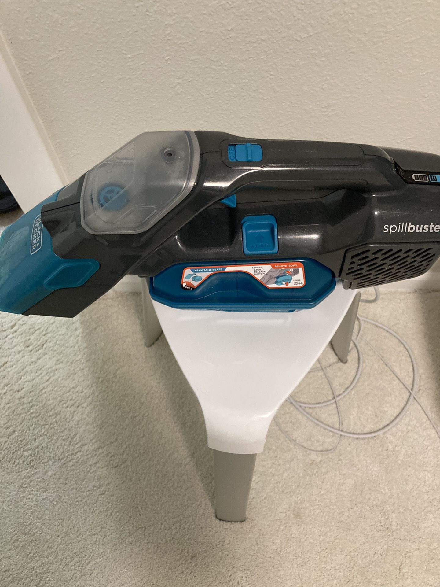 Portable Cordless Black +Decker Carpet Cleaner