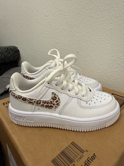 Girl Nike