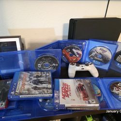 Playstation 4 Slim 1 TB 