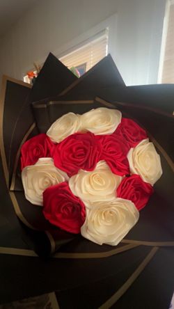 Ramo De Rosas Eternas 