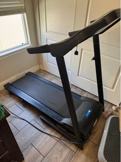 Xterra Folding Smart Treadmill TR150