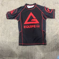 Youth Medium Rash Guard