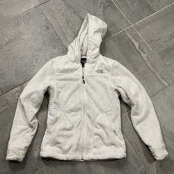 Women Northface Sweater