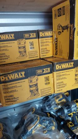 Dewalt Router 20v Xr (Tool Only)