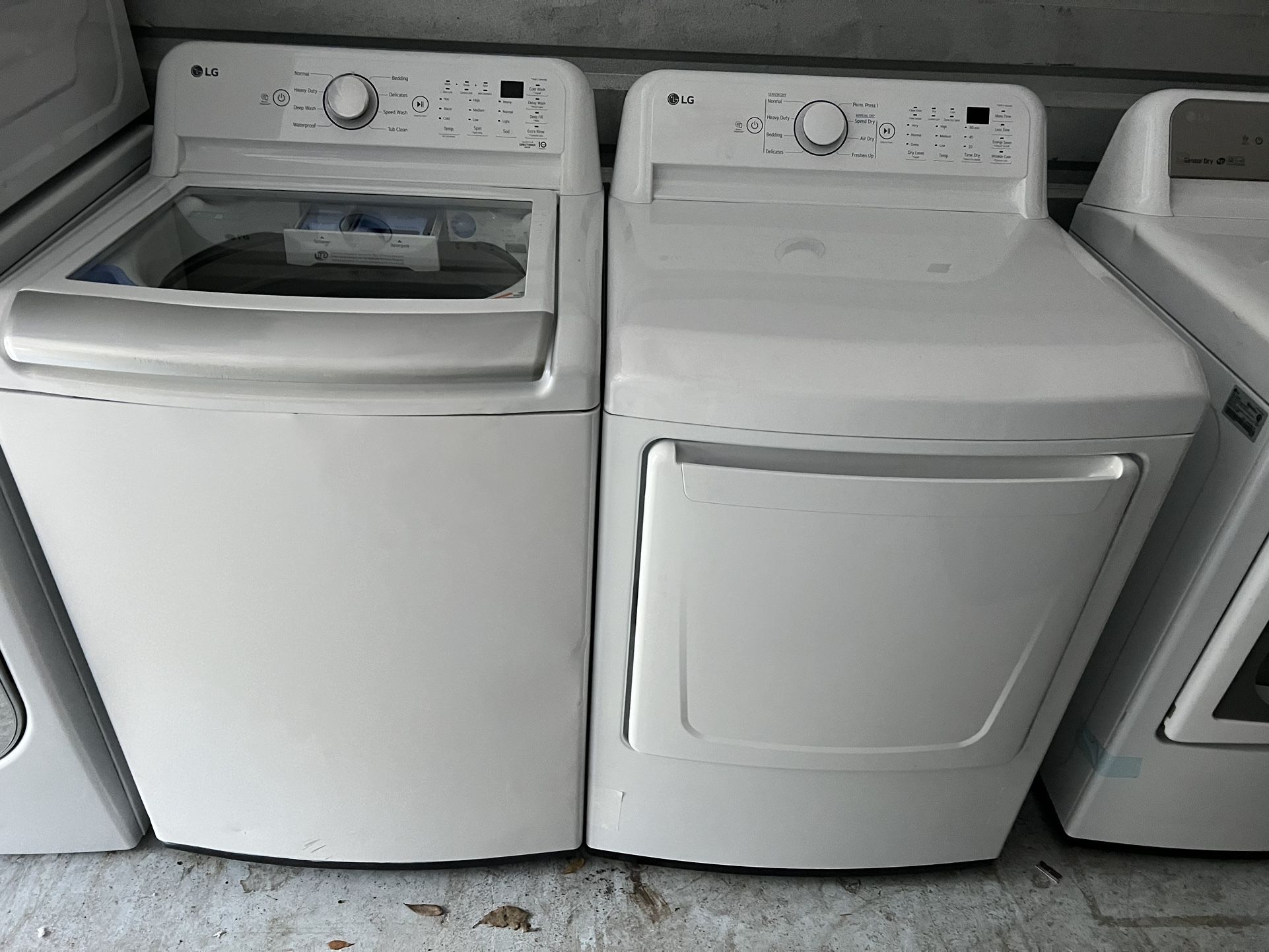 Lg Washer And Dryer Set New