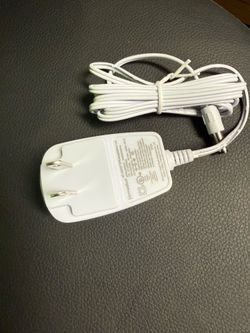 AC ADAPTER