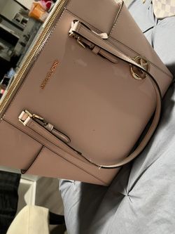 MK Pink Purse 👛