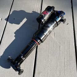 Rockshox Deluxe Ultimate Air Shock Trek Thrushaft 230x62.5