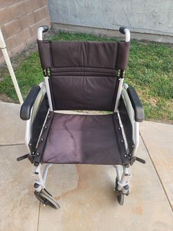 INTCO YK9061 WHEELCHAIR