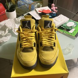 Jordan Retro 4 Lightning Size 11.5