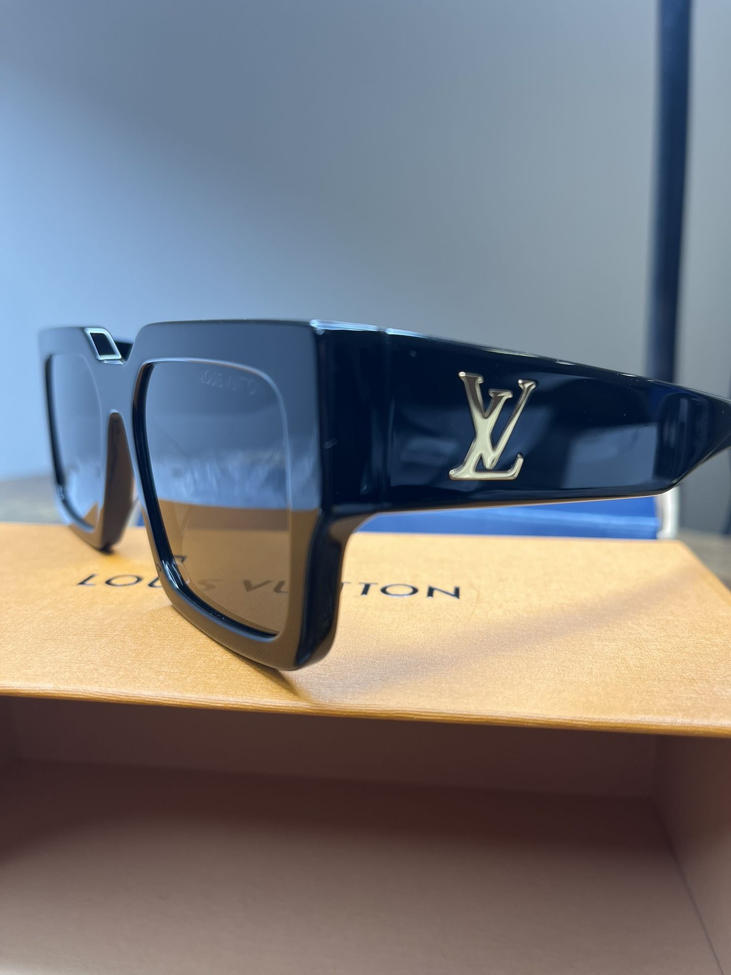 MENS SUNGLASSES LOUIS VUITTON CLASH SQUARE REPS