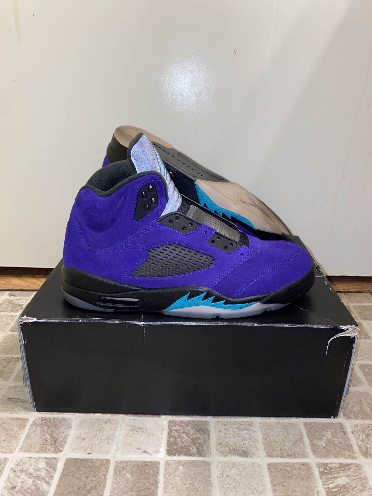 Sz 9.5M Air Jordan 5 Retro Original All
