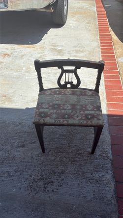 Wooden creative chair