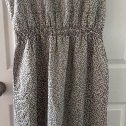 UpWest dress Like New size XL (cash & pick up only)