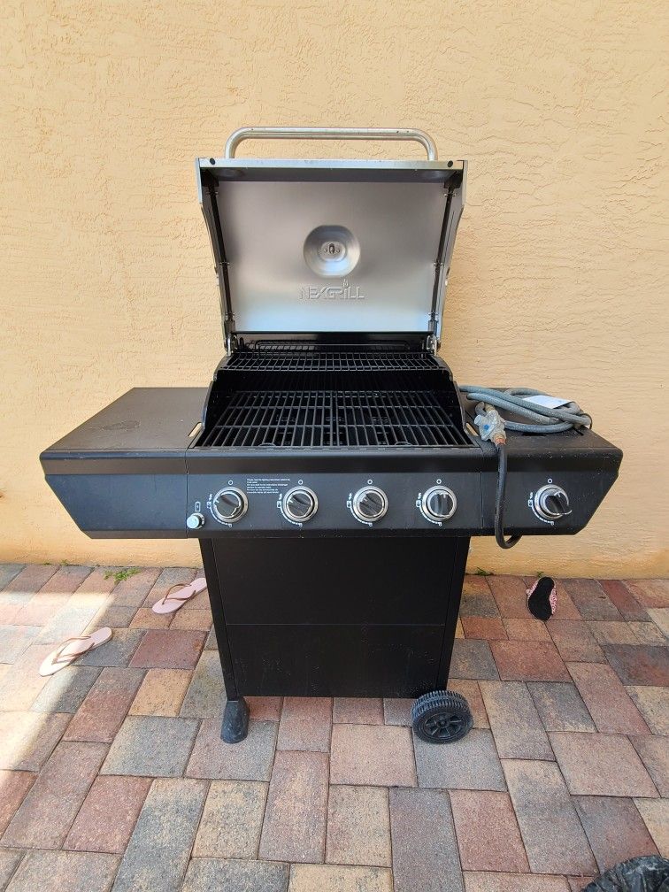 Nex Grill 4 Burner Nat Gas