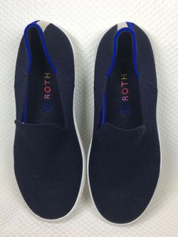 Rothy’s The Kids Sneaker Deep Navy Knit Slip On Shoes Unisex Size 2 School Party