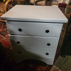 White Wood Night Stand
