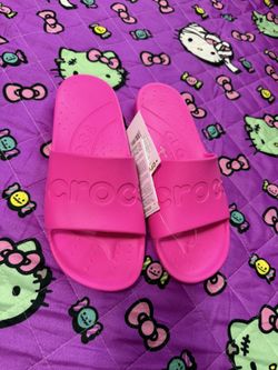 CROCS SIZE 9