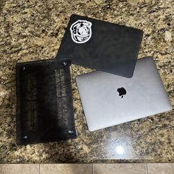 MacBook Pro 13