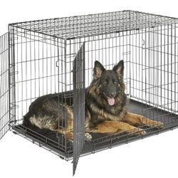 New World 48 Inch Double Door Dog Crate. New Inbox.