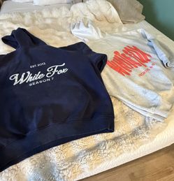 White Fox Hoodie (2) L/XL