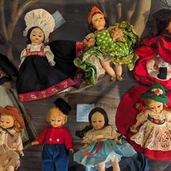 Many Madame Alexander Dolls