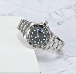 Men’s automatic stainless steel watch