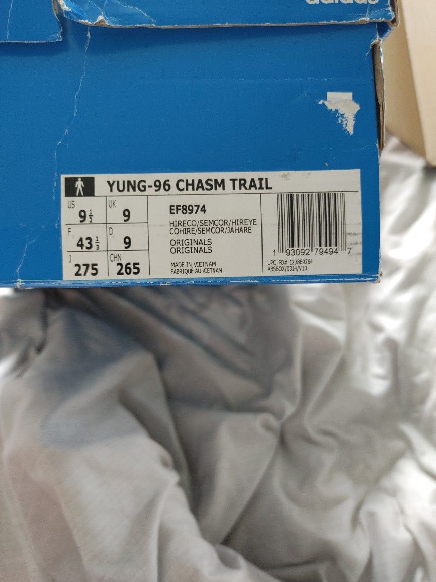 Adidas Yung-96 Chasm Trail