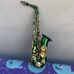 Alto saxophone 🎷