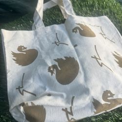 Vintage Gloria Vanderbilt 1980 Swan Patterned Canvass Tote Bag