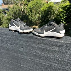 Nike Diamond Cleats (Molded Spikes)  