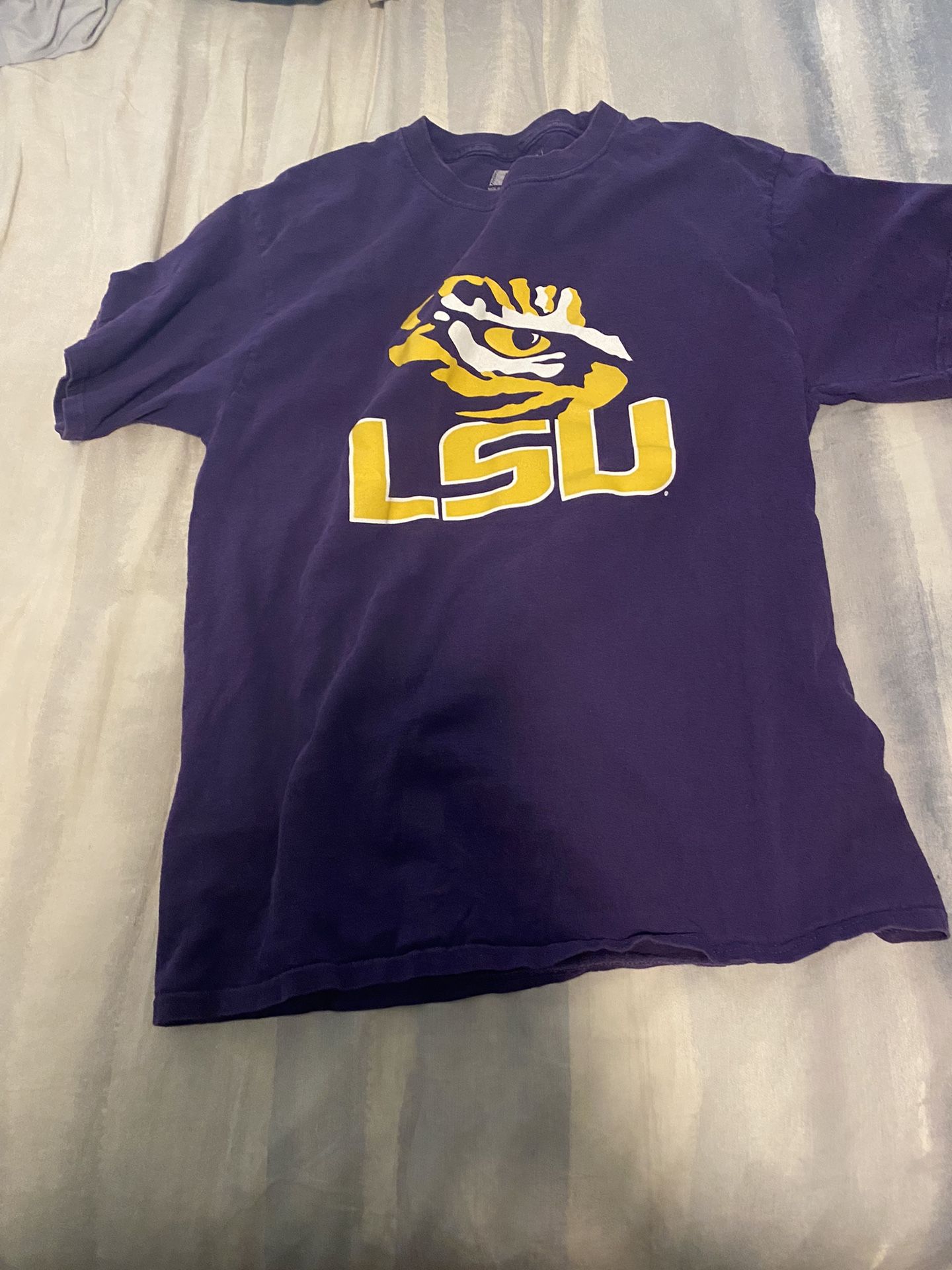 LSU Tigers Graphic T-Shirt(M)