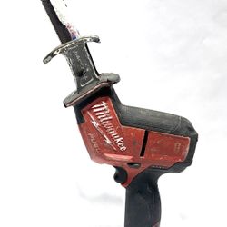 Milwaukee Hacksaw 
