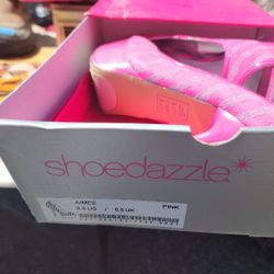 Womans Heals Size 8 1/2