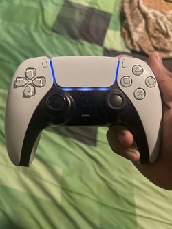 PS5 controller