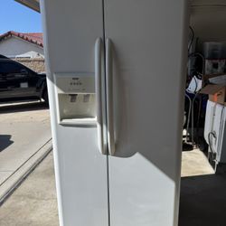 Kenmore Side By Side Refrigerator 