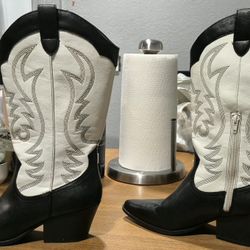 Indigo Rd. Alley Cat Western Boots | Black &

White | Women's Size 8.5